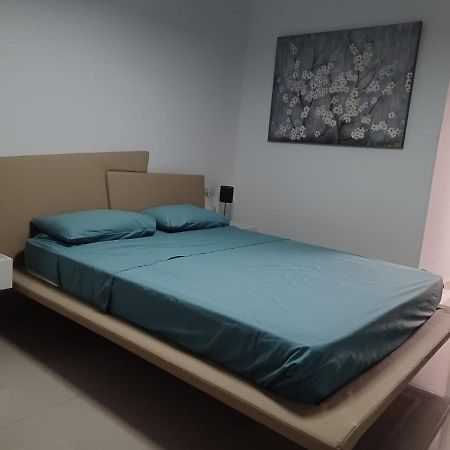 Sliema Apartment Close To Beach Esterno foto