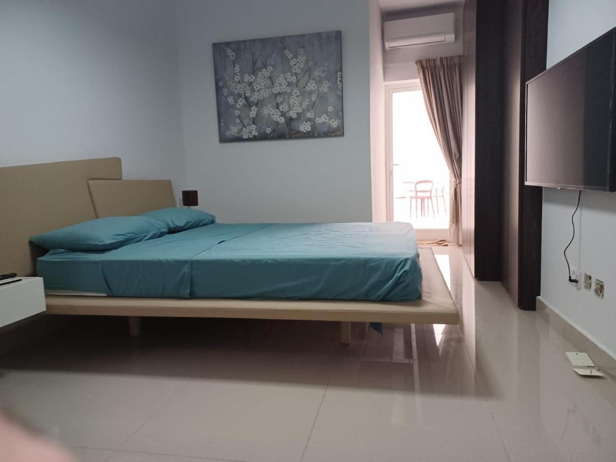 Sliema Apartment Close To Beach Esterno foto